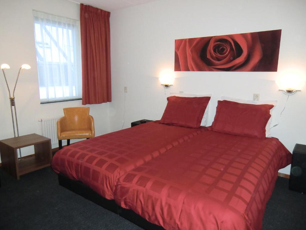 Horsetellerie Rheezerveen Hardenberg Quarto foto